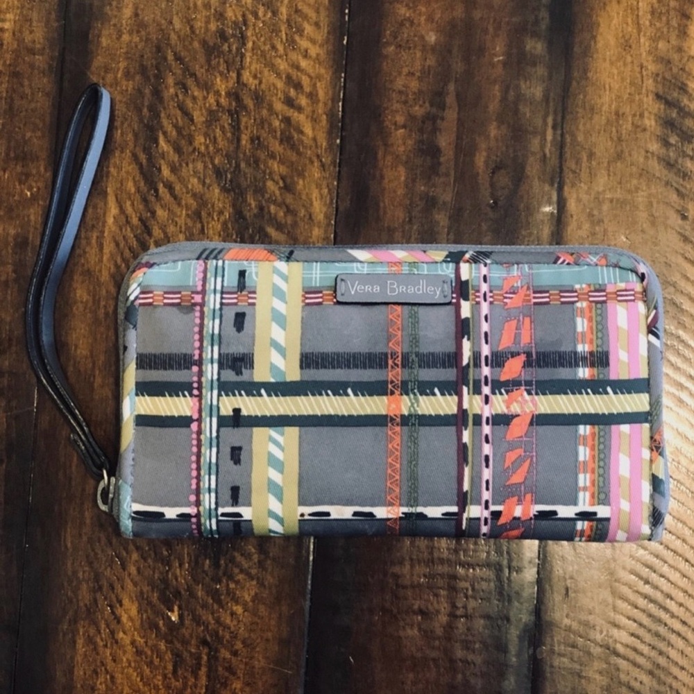 Vera Bradley Midtown City Plaid RFID zip around wallet wristlet